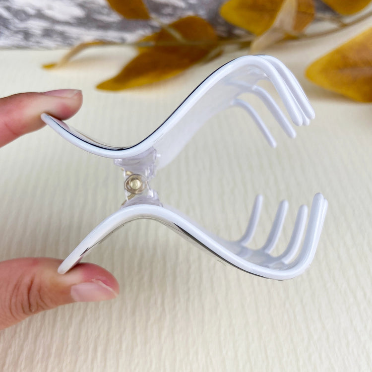 Soccer Claw Clip